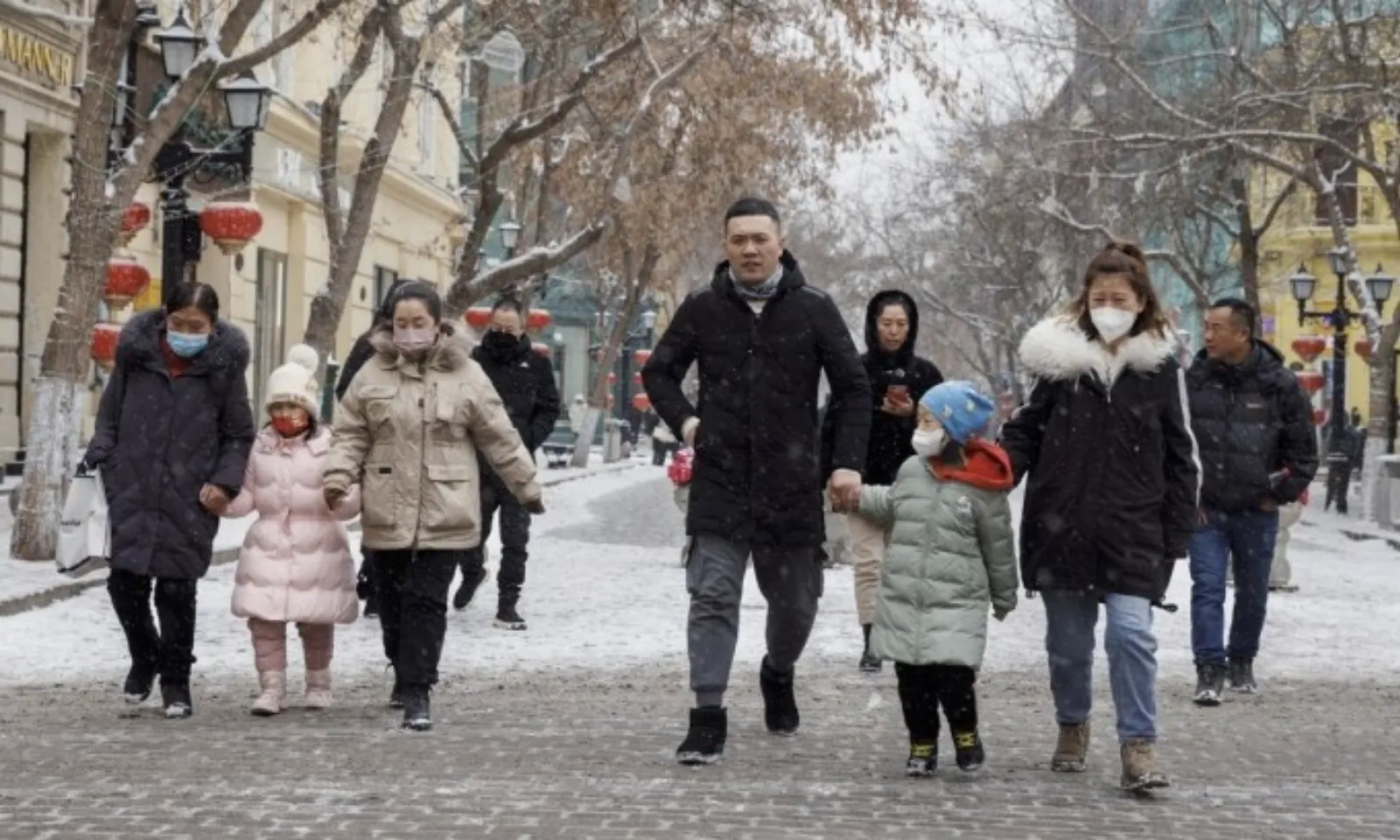 Trung Quốc đánh thuế sản phẩm tránh thai để khuyến sinh