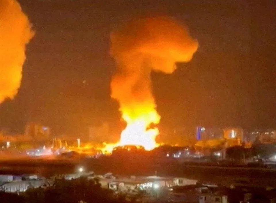 3c13a08eb46d31585371f370896926461591463519902e88451163520565443a