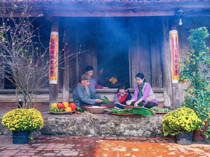 voh-van-khan-moi-cac-cu-ve-an-tet-1