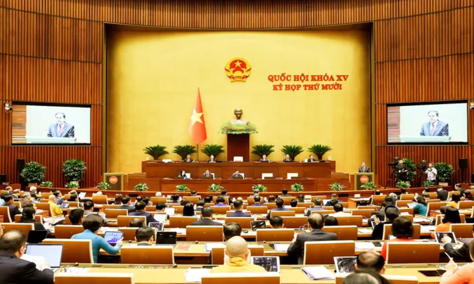 80 năm Tổng tuyển cử đầu tiên: Pháp luật đi trước, mở đường