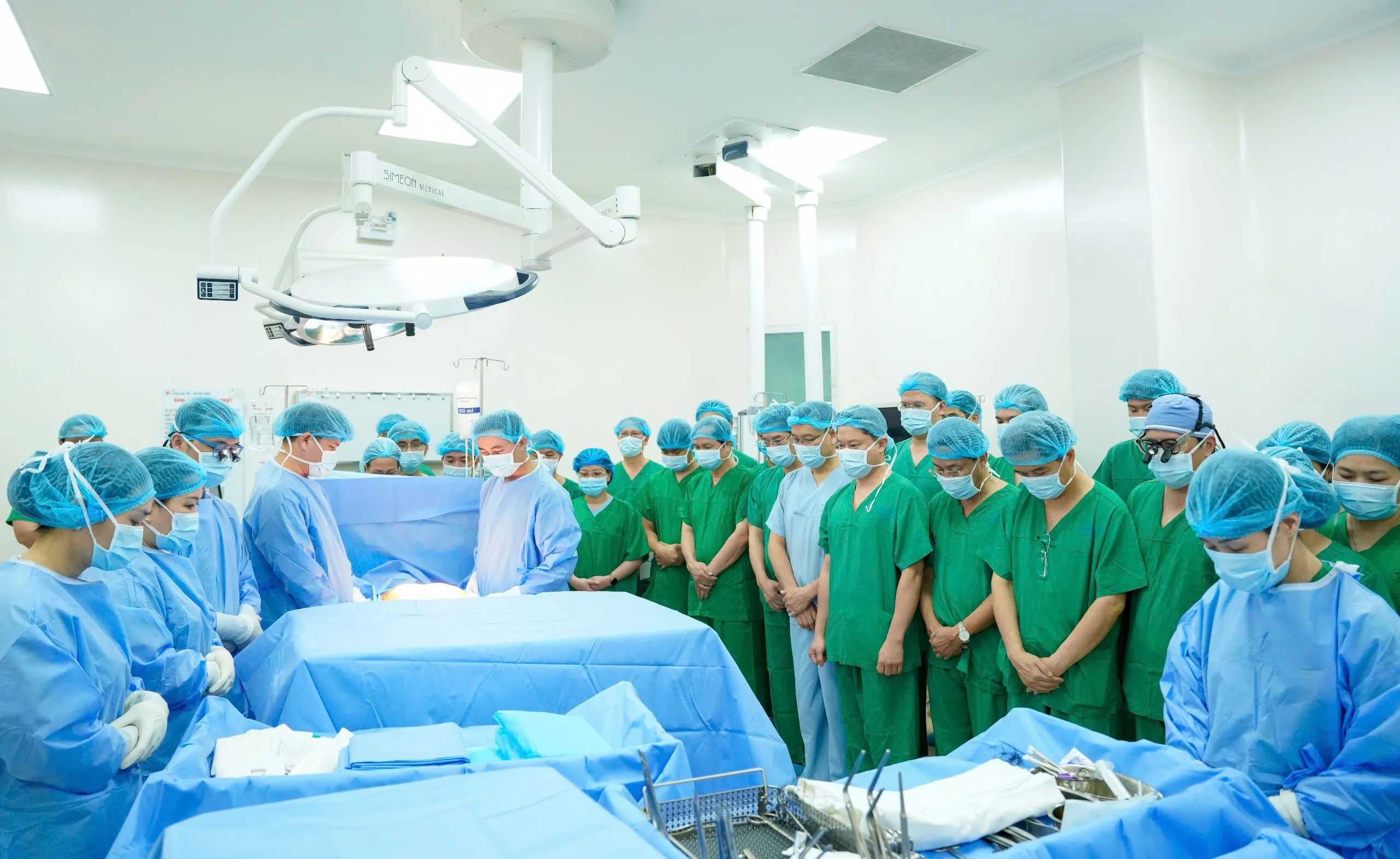 Bệnh viện trân trọng tri ân người hiến tạng và gia đình, từ nghĩa cử nhân văn ấy, hành trình gìn giữ và nối dài sự sống sẽ tiếp tục được lan tỏa. (1)