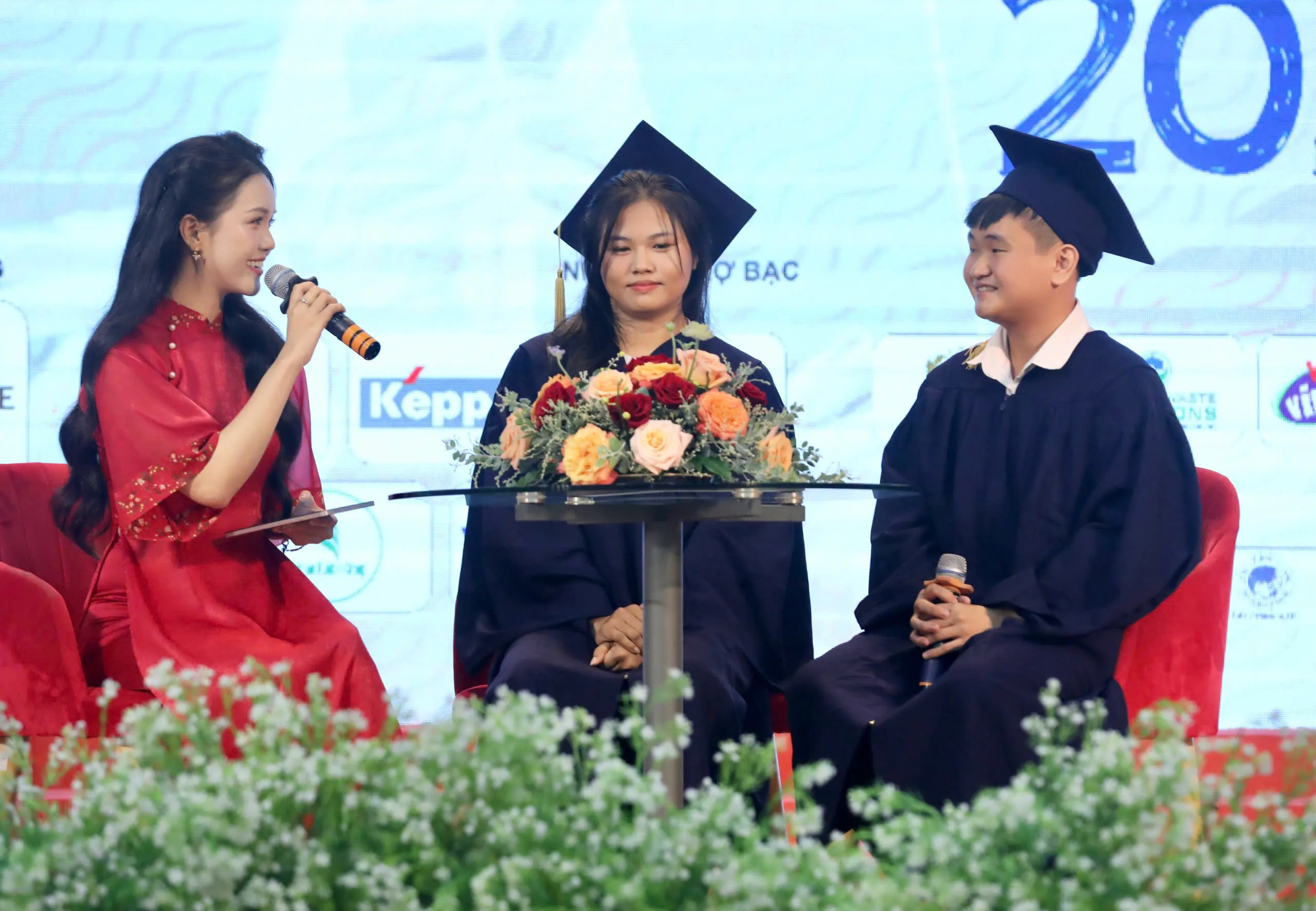 Giao lưu 2 thủ khoa tiêu biểu