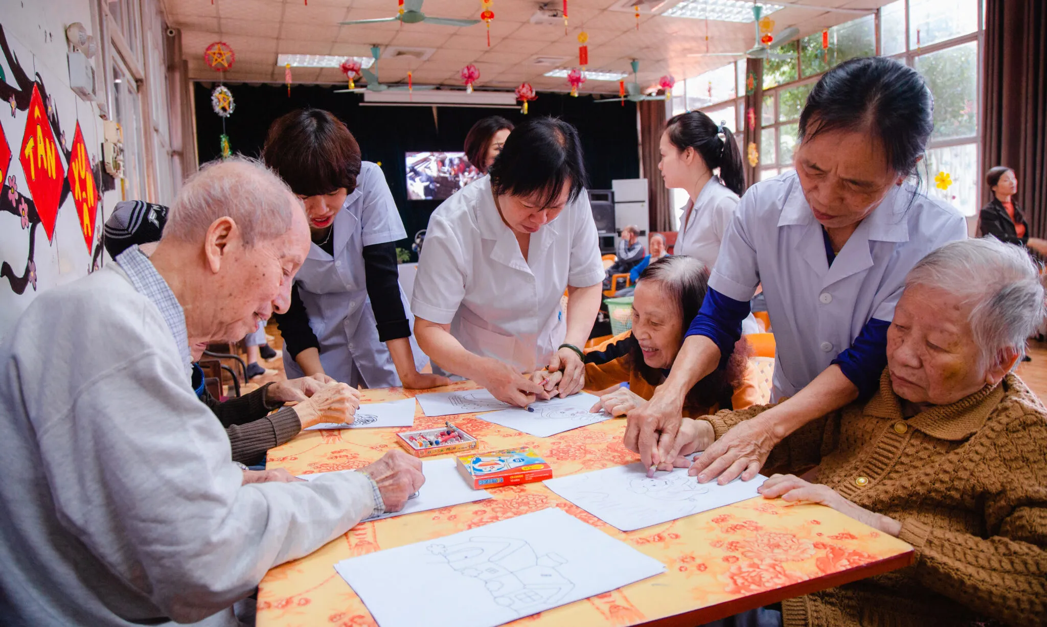 Đa dạng hóa mô hình chăm sóc người cao tuổi là yêu cầu cấp thiết