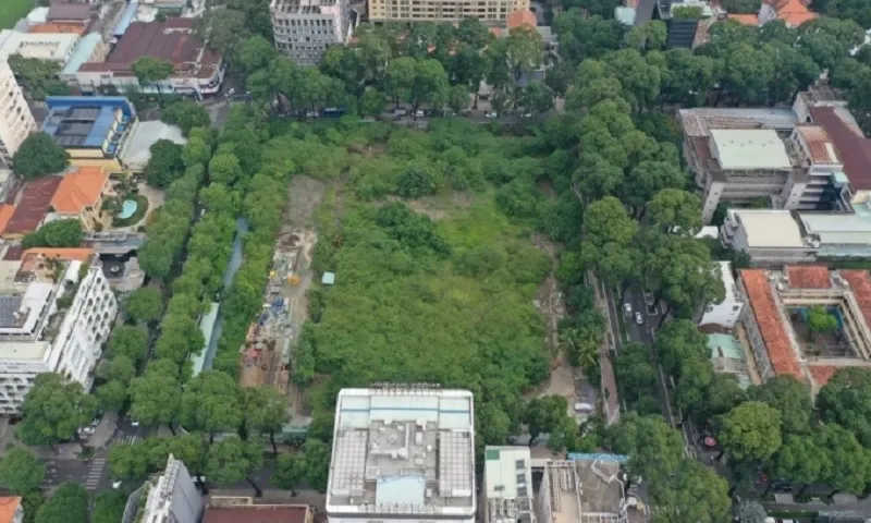 TPHCM dự kiến khai thác tạm thời 9 khu đất vàng làm công viên, vườn hoa phục vụ người dân dịp Tết