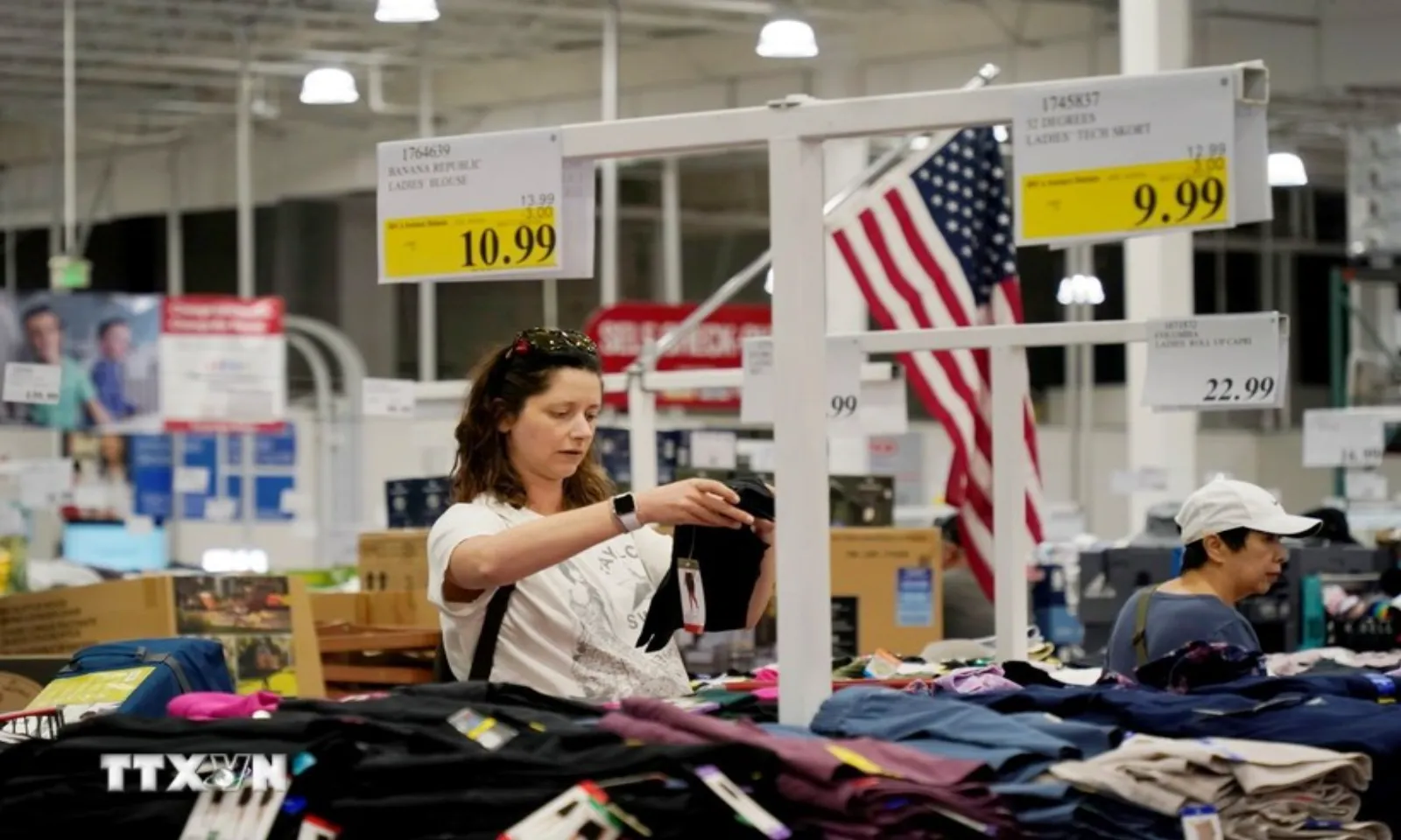 Mỹ ghi nhận thâm hụt thương mại thấp nhất kể từ năm 2009