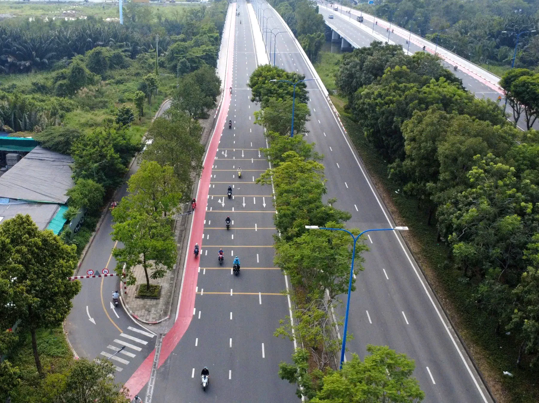 z7410055578332_e0c6fea5de78693a4b2579933b326bfd