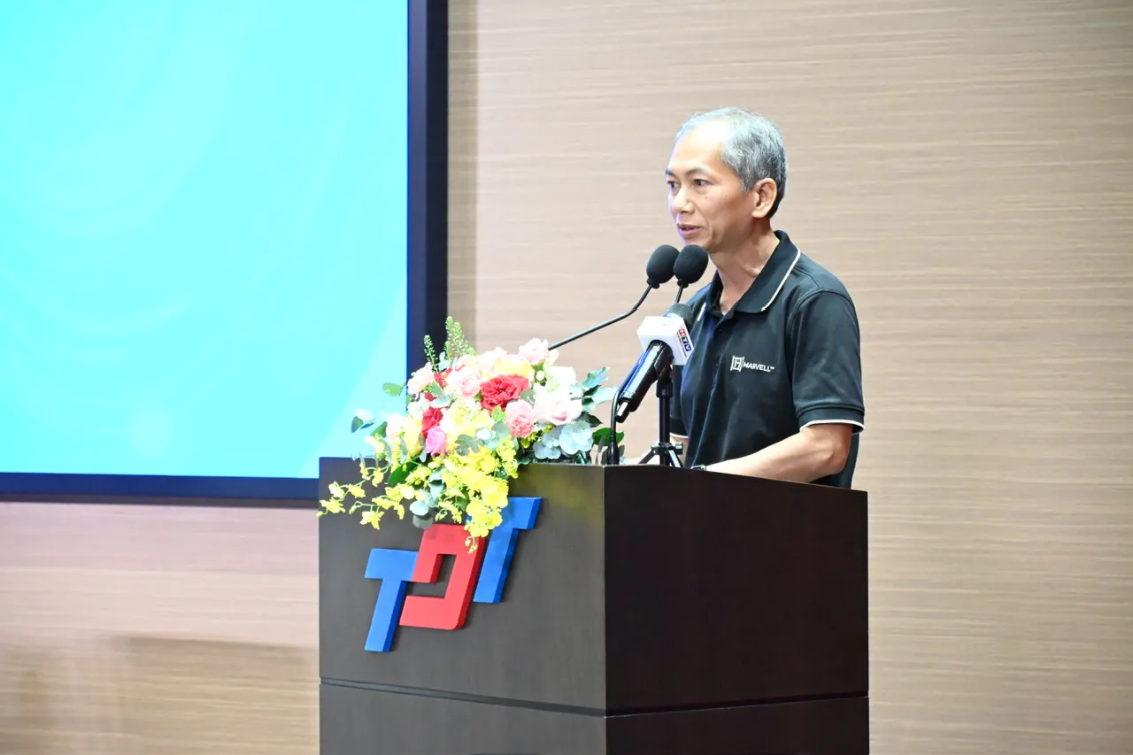 z7411290975309_03e525a607ef76b22b0daf18b958a02b