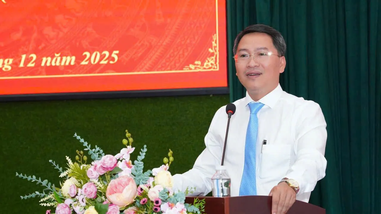 Bí thư Đảng ủy - Chủ tịch HĐND phường Sài Gòn Nguyễn Tấn Phát