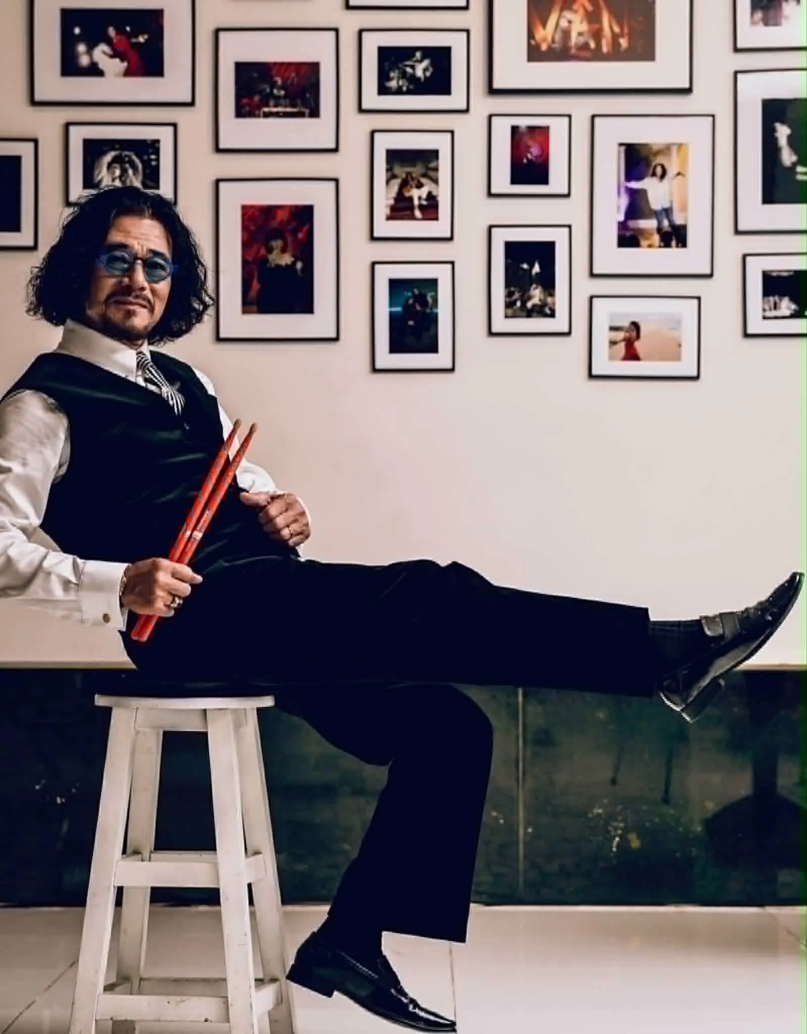 Nghệ sĩ Khắc Triệu (6)