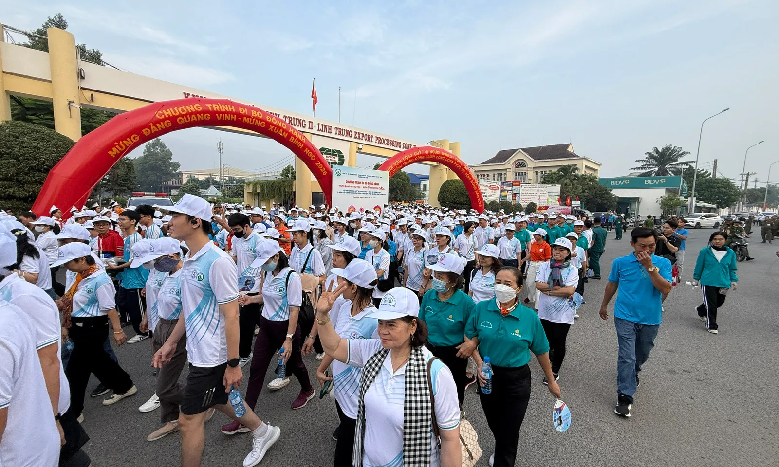 Phường Tam Bình đi bộ đồng hành gây quỹ hơn 5,5 tỷ đồng chăm lo Tết cho người dân