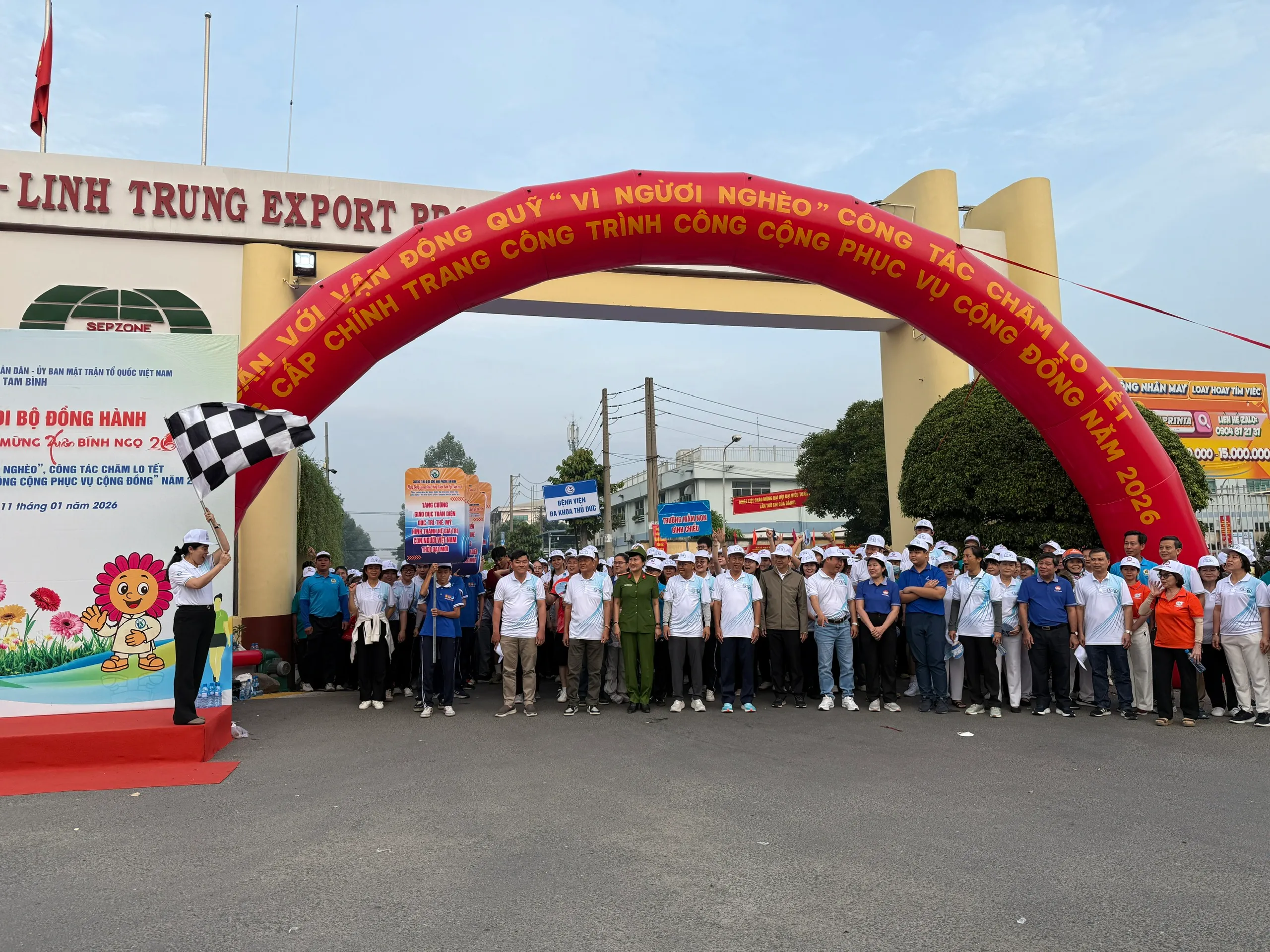 z7418580858702_53cd5cfcffd352b4e84e8cd4eeda8c90