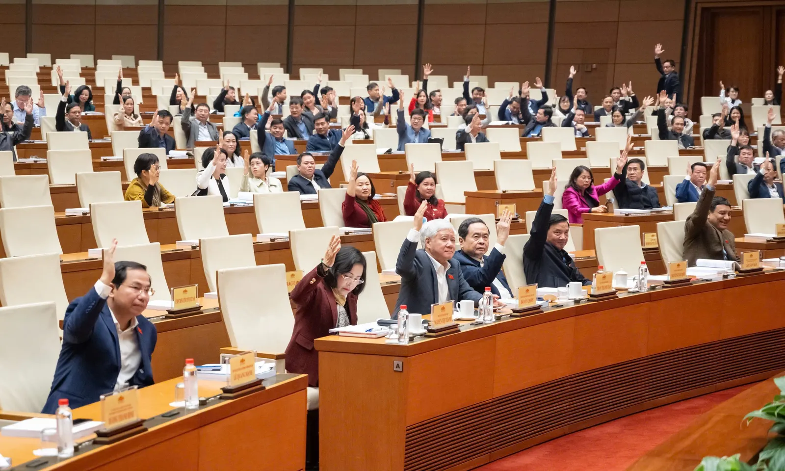 122 nhân sự được giới thiệu ứng cử đại biểu Quốc hội khóa XVI chuyên trách ở Trung ương