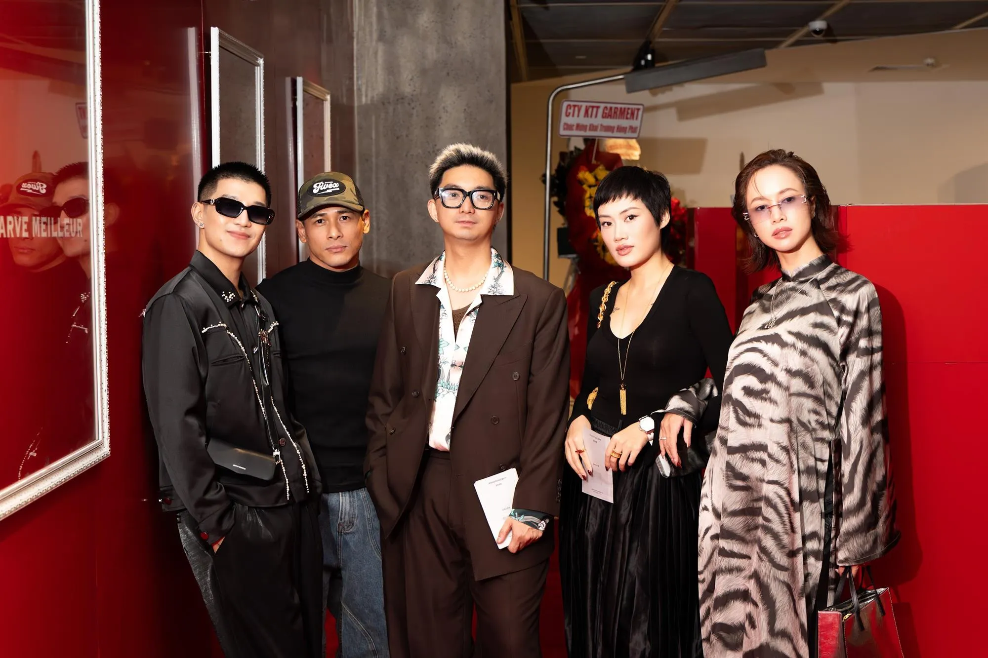 Cường Seven - Tùng Min - CEO BaoPaul - Pông Chuẩn - Vũ Ngọc Anh (từ trái sang phải)