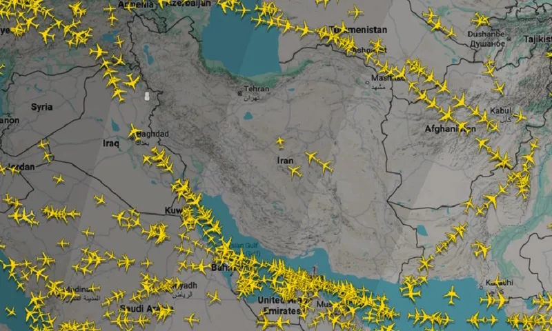 Iran đóng cửa không phận, Mỹ điều thêm tàu sân bay đến Trung Đông