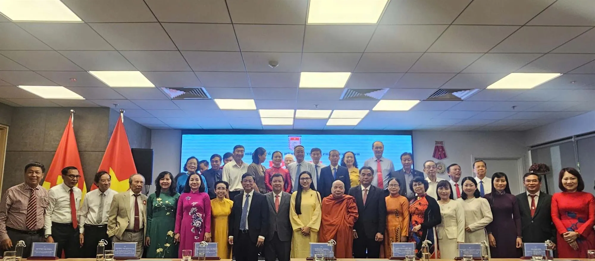 z7438076343448_4444e168145556674aef305903f22806