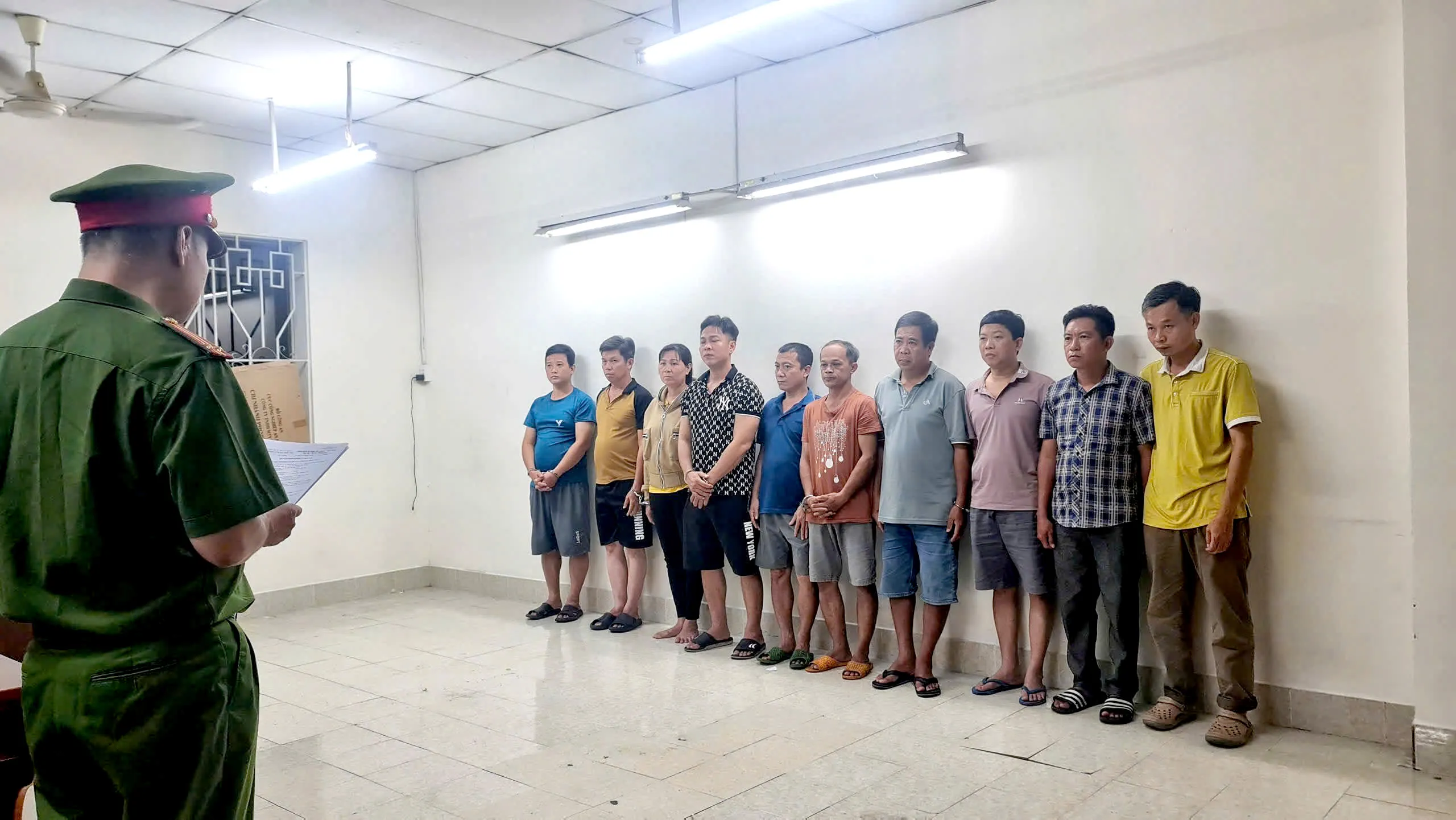 Tống đạt QĐ và Lệnh 1