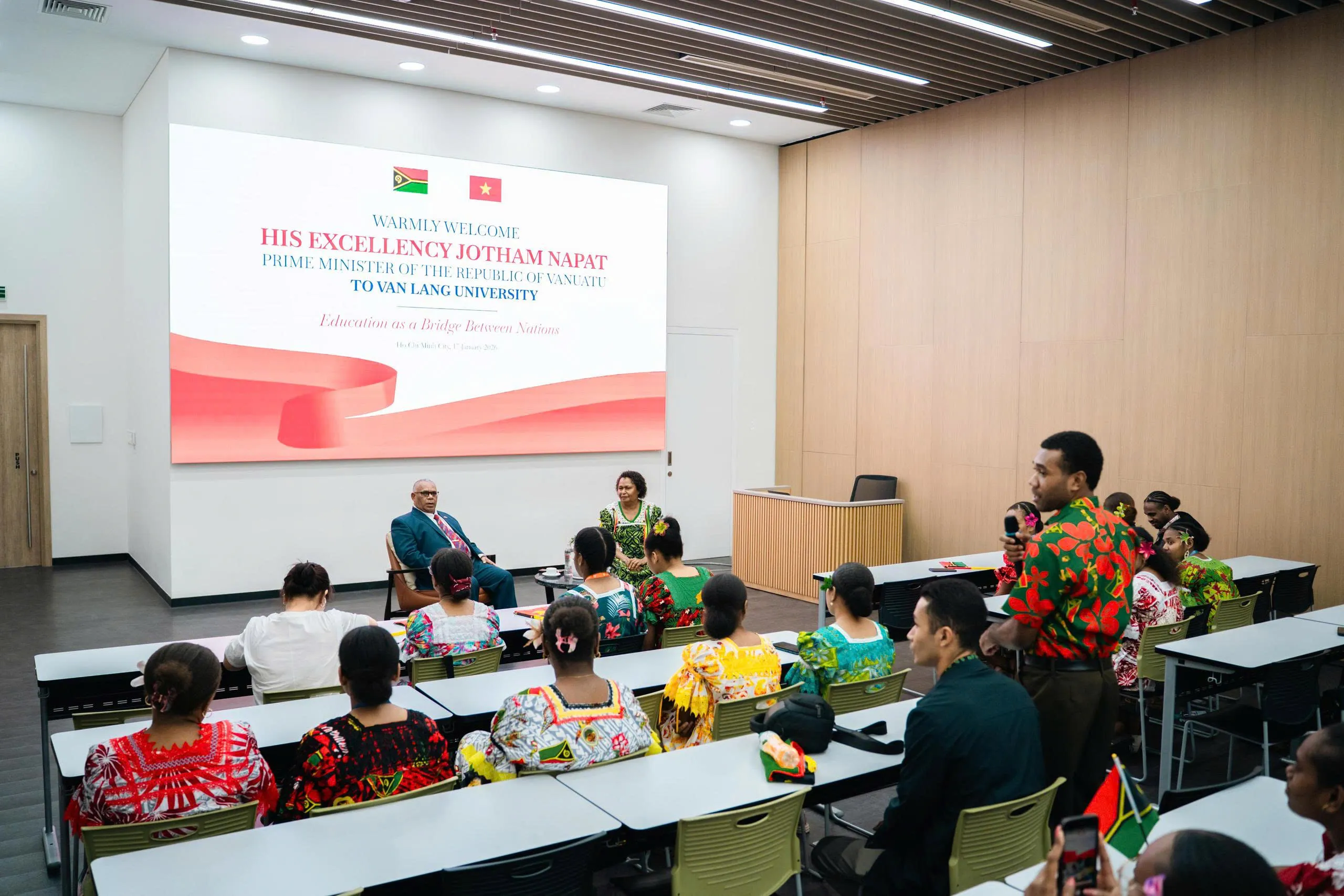 z7440514492067_54a2c44ea0c816b3f25943d97e400824