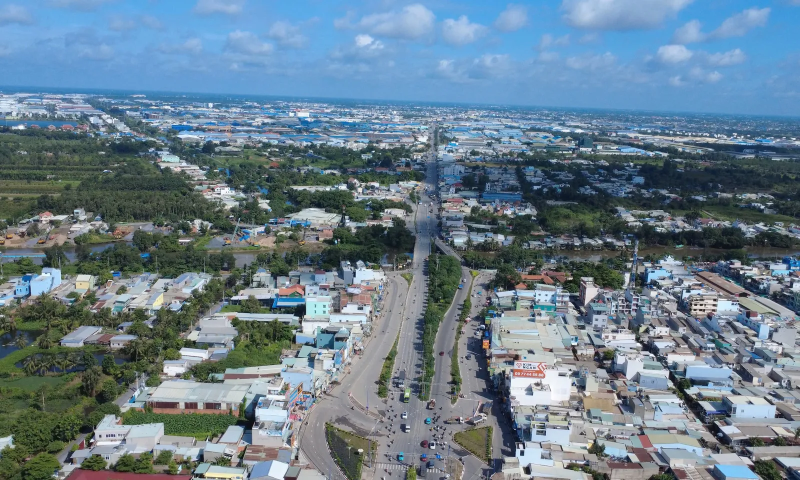 Xây dựng nền kinh tế thành phố vững bước - tiến mạnh trong kỷ nguyên mới 