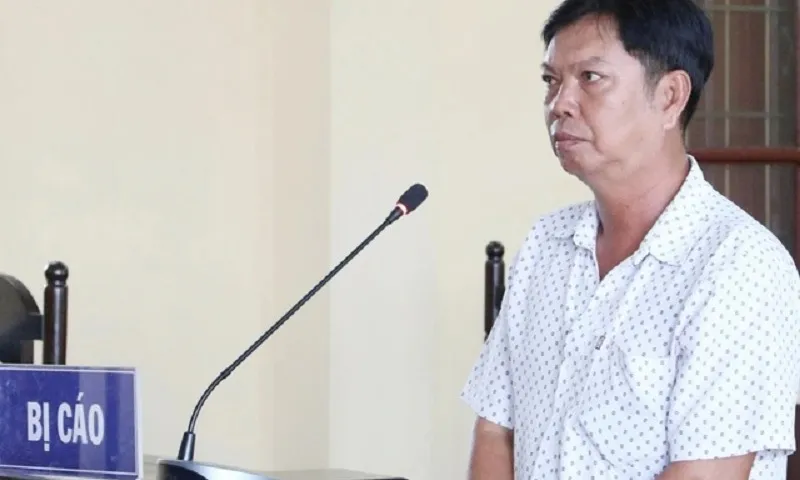 Dùng clip nhạy cảm cưỡng đoạt tài sản, lãnh án tù