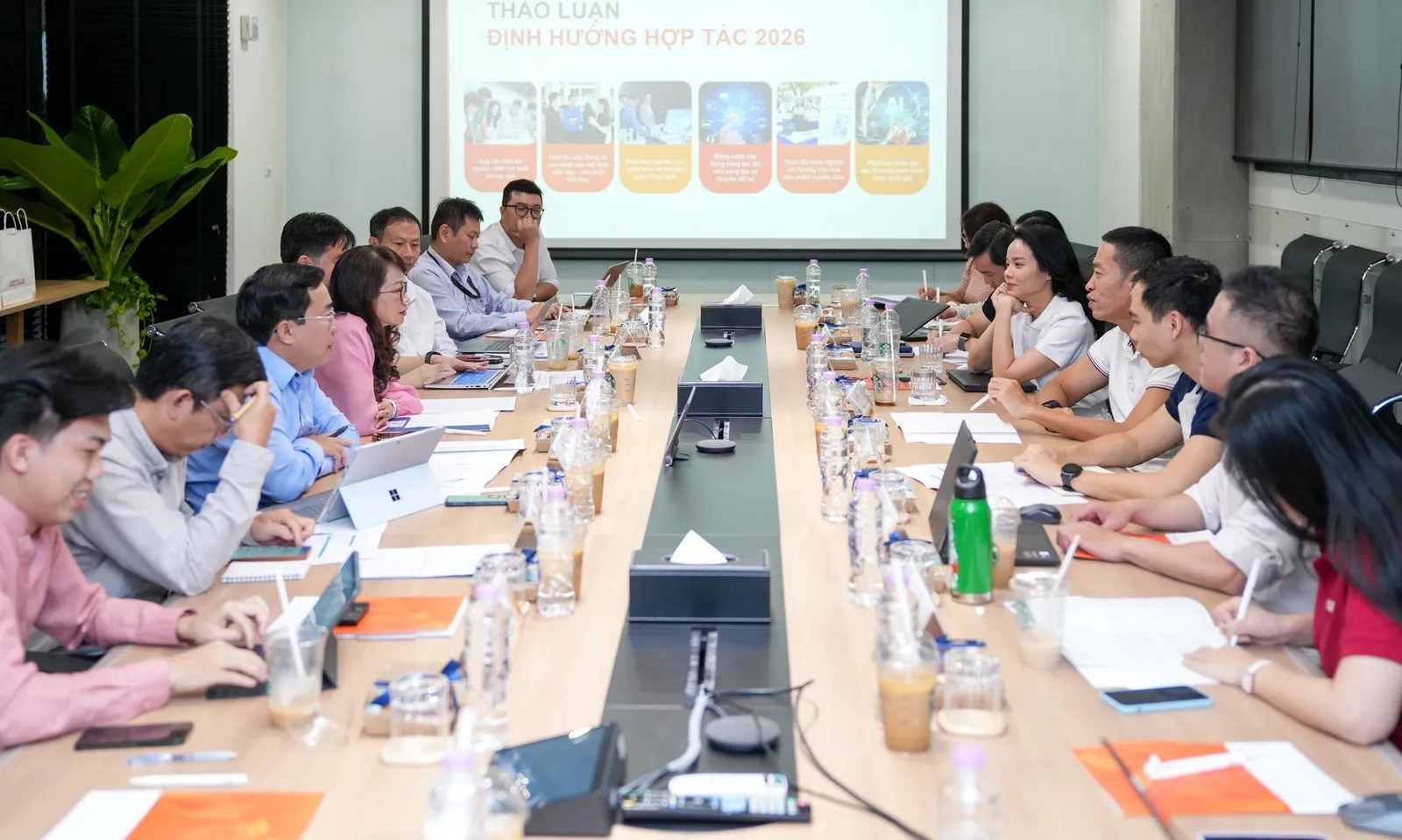 Doanh nghiệp đặt hàng nhà trường: Lối ra cho bài toán “cùng có lợi”