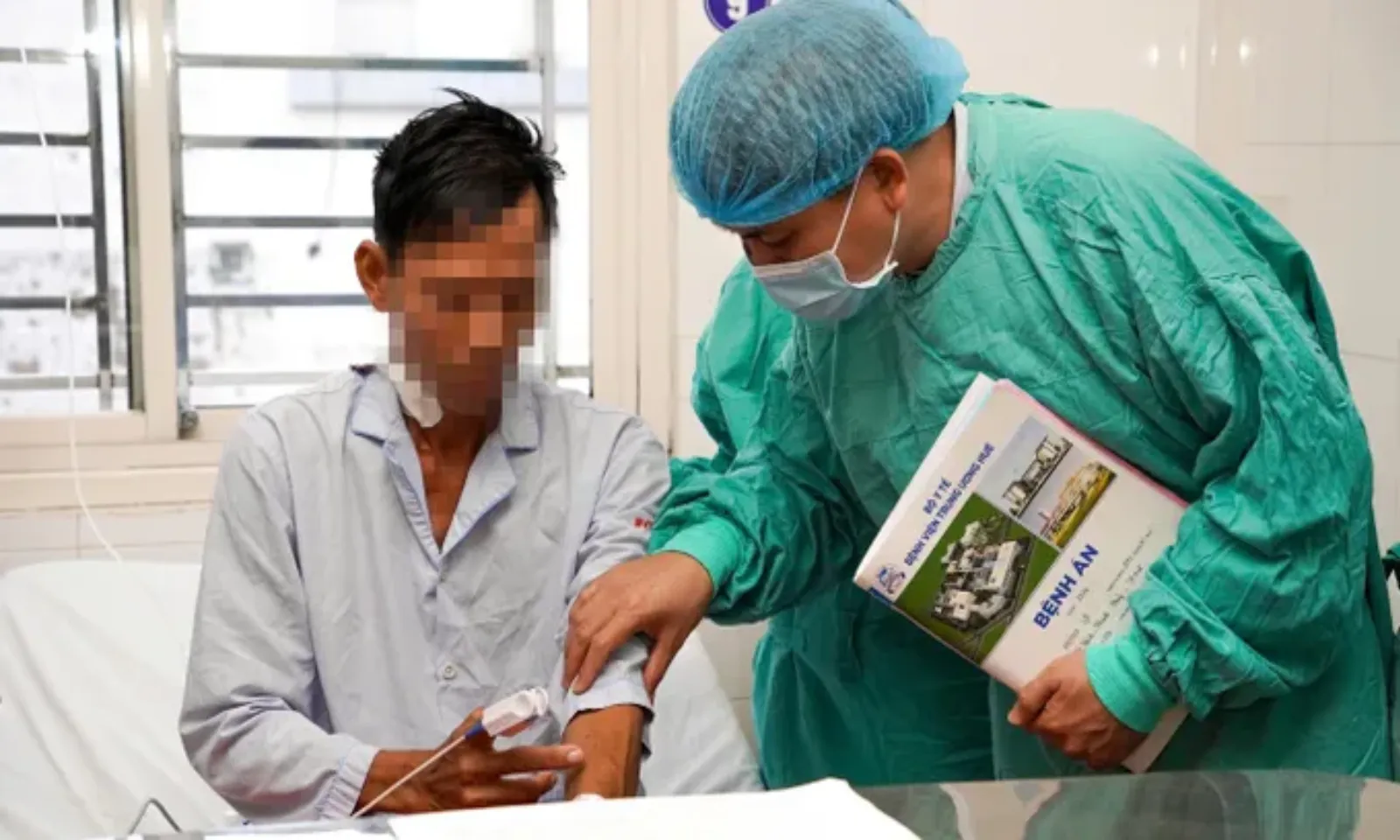 Lần đầu tại Việt Nam cắt và ghép thận trong cùng một ca phẫu thuật – Hình 2