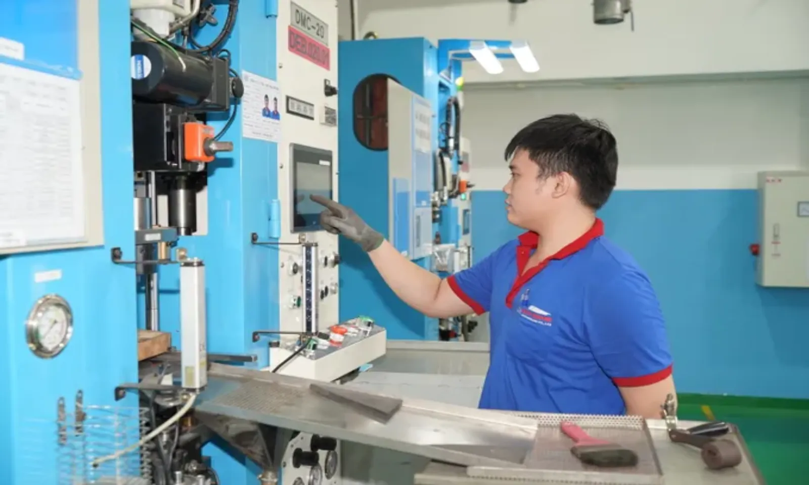 TPHCM đẩy mạnh kích cầu đầu tư, hỗ trợ vốn cho doanh nghiệp