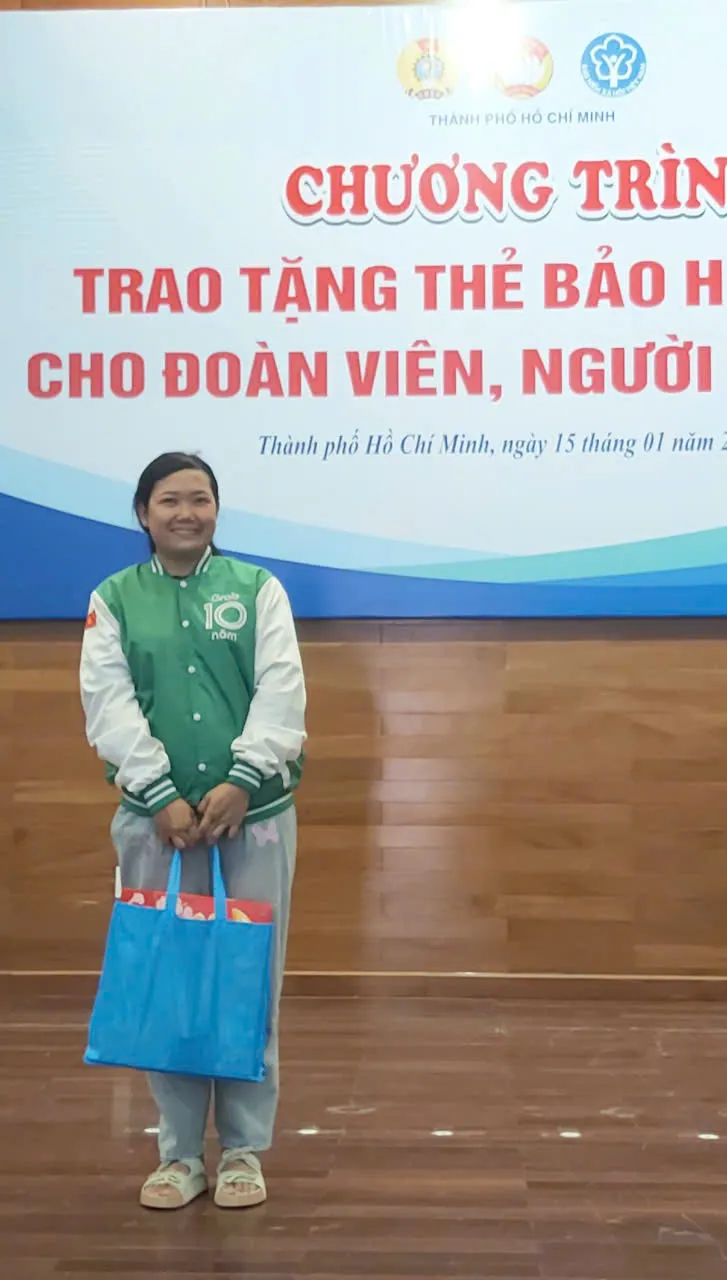 Ban Le Thi Tuyet Hoa 02