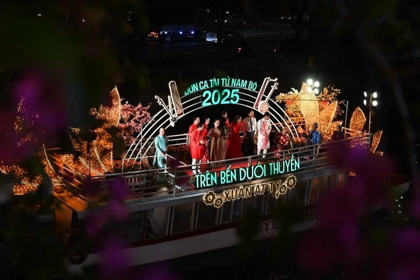 vna-potal-tp-ho-chi-minh-khai-mac-cho-hoa-xuan-22tren-ben-duoi-thuyen-22-nam-2025-7826105_20260123110647