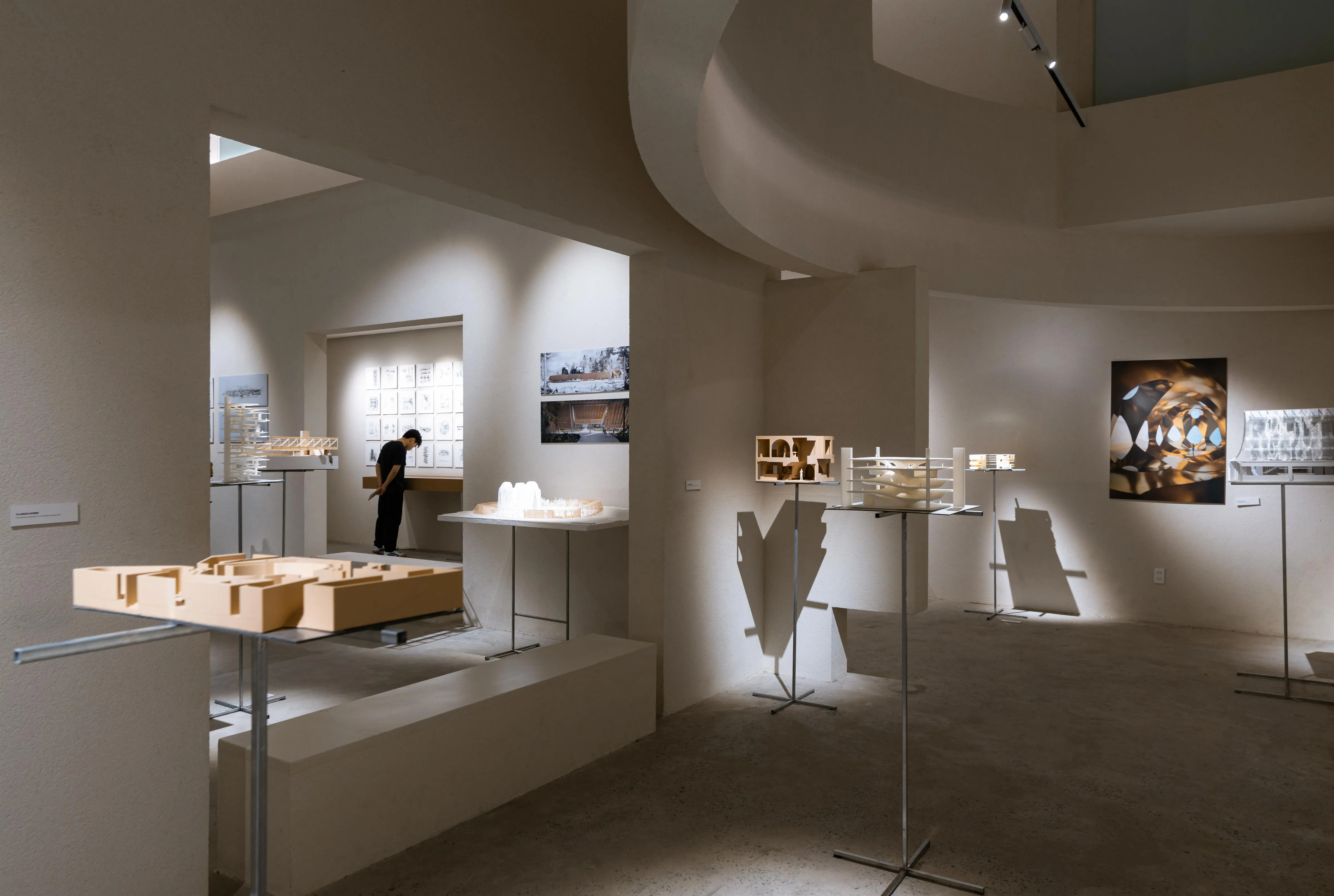 Khong gian trien lam