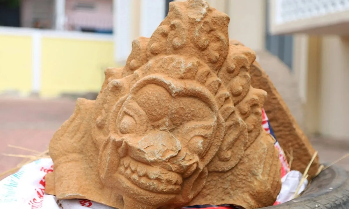 Phát hiện tượng nữ thần và sư tử của người Chăm ở Gia Lai