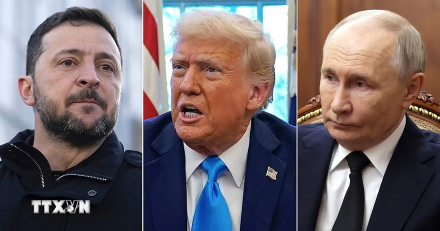 (Từ trái sang) Tổng thống Ukraine Volodymyr Zelensky, Tổng thống Mỹ Donald Trump và Tổng thống Nga Vladimir Putin