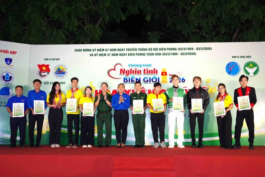 Vui xuân, lan tỏa “Nghĩa tình biên giới” tại xã Cần Giờ