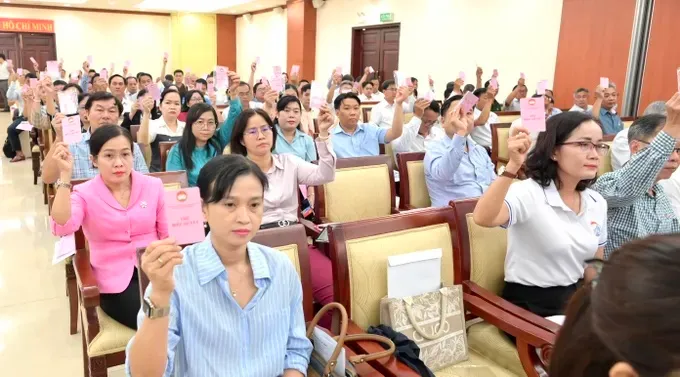 Đại biểu thống nhất danh sách sơ bộ người ứng cử đại biểu Quốc hội khóa XVI gồm 60 người; 221 người ứng cử đại biểu Hội đồng nhân dân TPHCM nhiệm kỳ 2026-2031