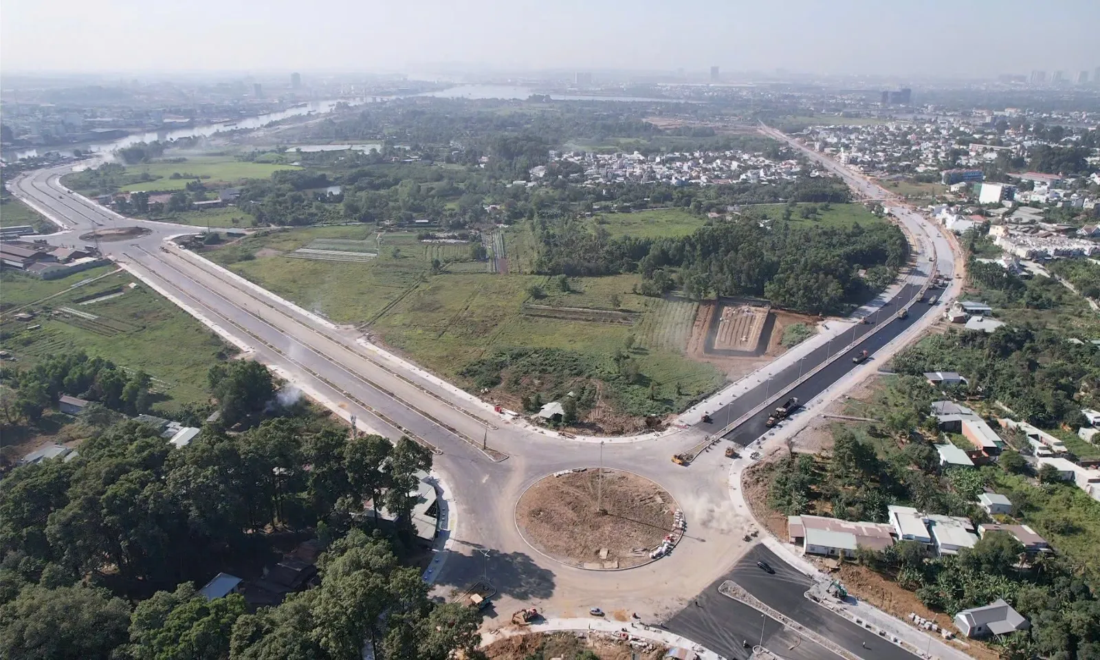 Đồng Nai thông xe 2 trục giao thông lớn, mở rộng không gian phát triển đô thị - Hình 2