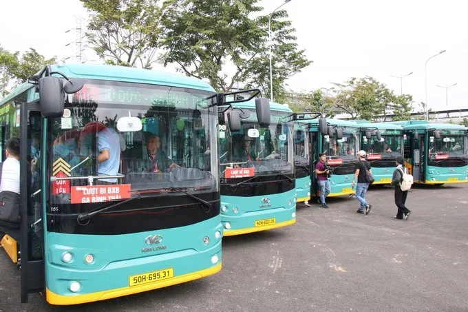 TPHCM đang chuyển dần các phương tiện giao thông công cộng sang xe điện