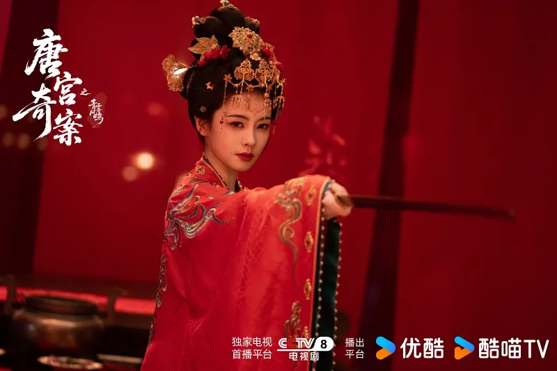 voh-dan-dien-vien-duong-cung-ky-an-12