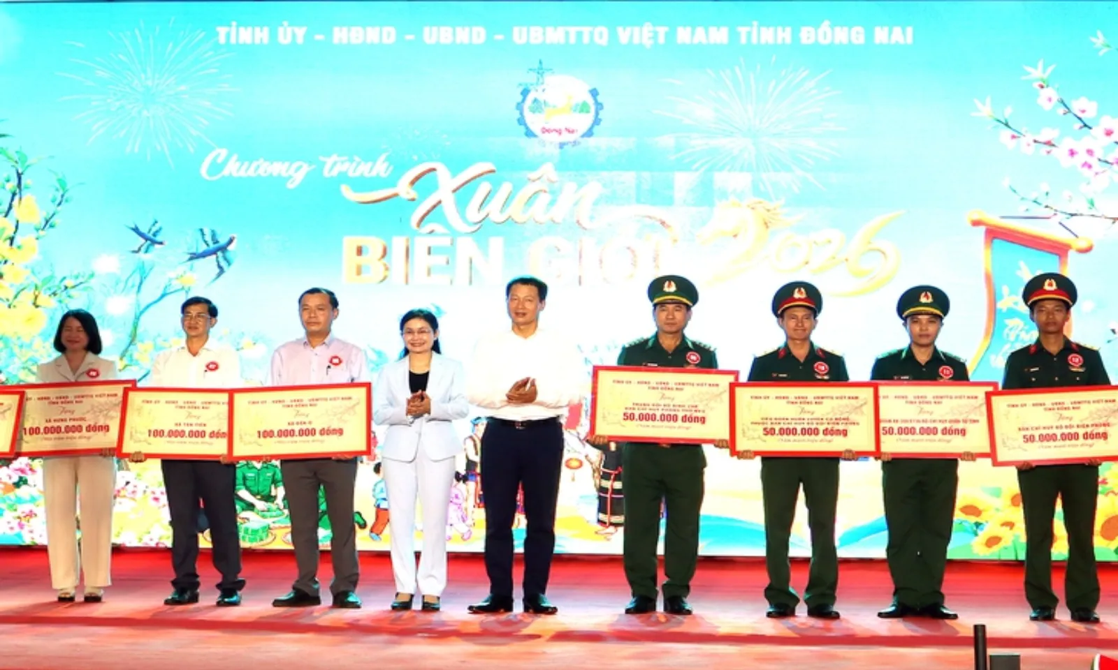 “Xuân biên giới” ấm áp nơi tuyến đầu Tà Thiết – Hình 3