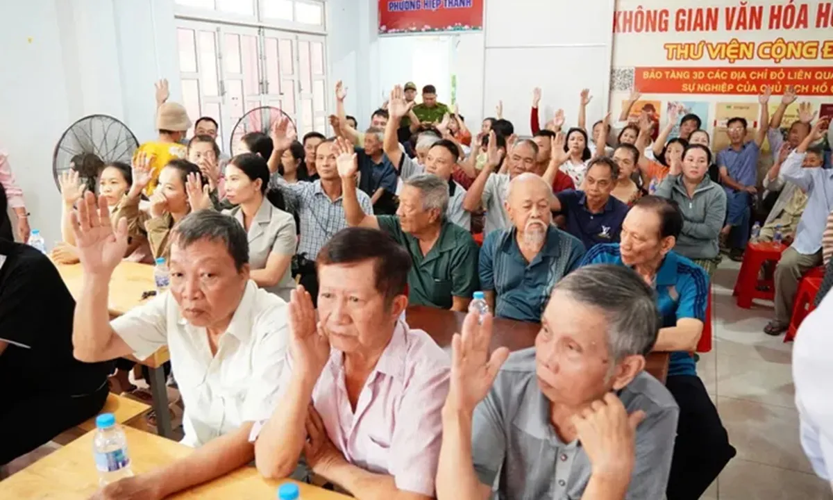 100% cử tri nơi cư trú thống nhất giới thiệu bà Văn Thị Bạch Tuyết ứng cử đại biểu HĐND TPHCM