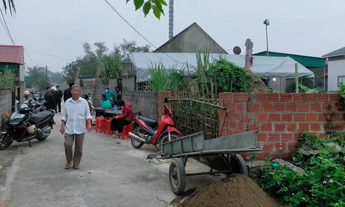 Hà Tĩnh: 3 người tử vong nghi do đốt than sưởi ấm