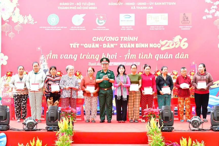 Xã đảo Thạnh An vui cùng "Tết Quân - Dân" Xuân Bính Ngọ