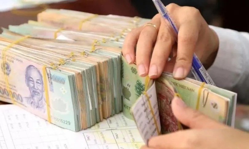 Tiền thưởng Tết trên 5 triệu đồng có phải chi trả không dùng tiền mặt để được trừ chi phí?