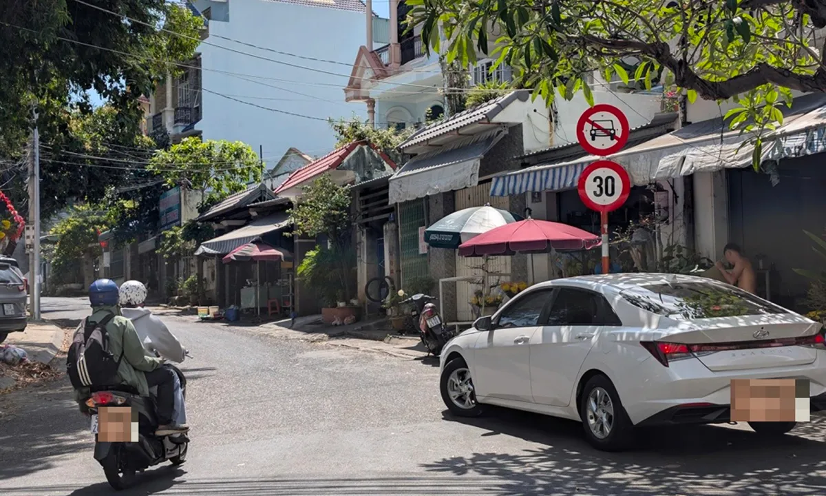 Vũng Tàu cấm ô tô 24/24 trên hai tuyến đường lên núi