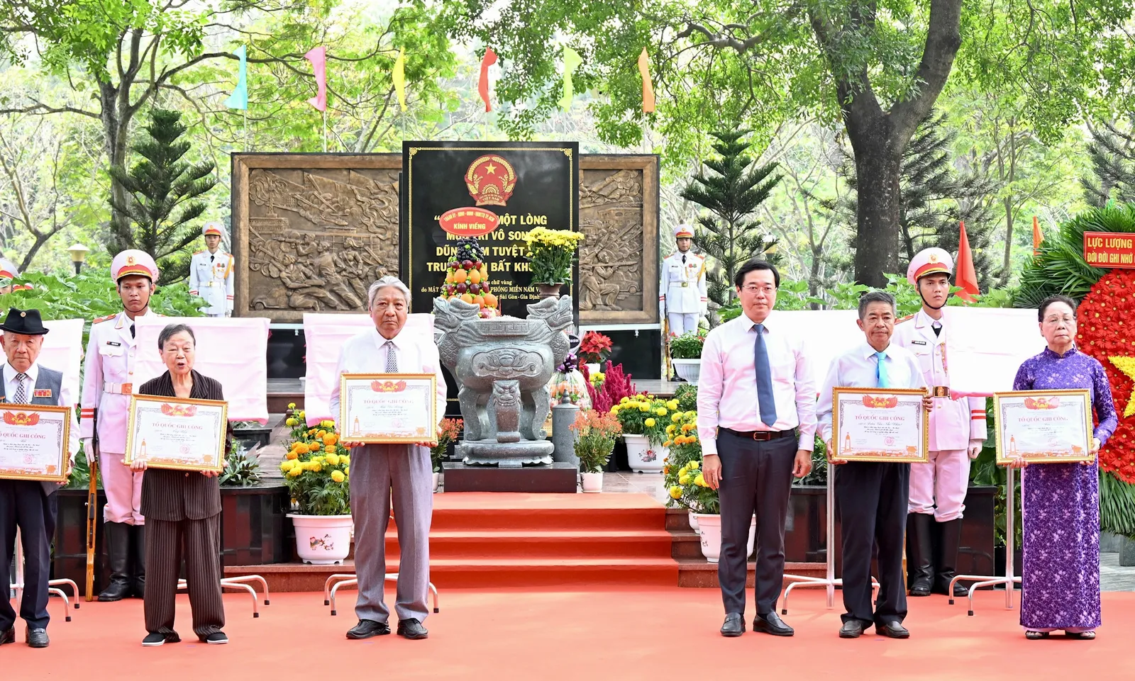 Sau 58 năm, 49 liệt sĩ Biệt động Sài Gòn - Gia Định đã được trao bằng “Tổ quốc ghi công”