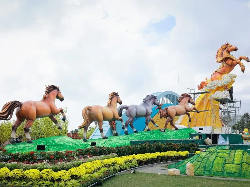 voh-linh-vat-ngua-tet-13