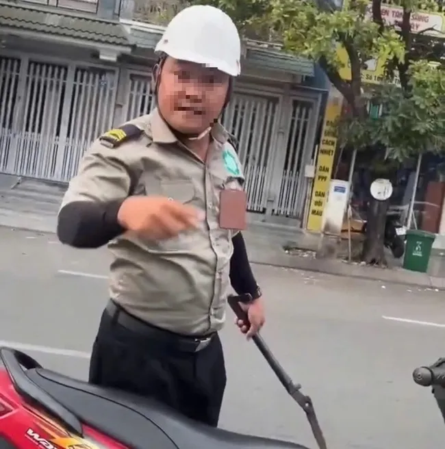 dan ong mac do bao ve de doa 1