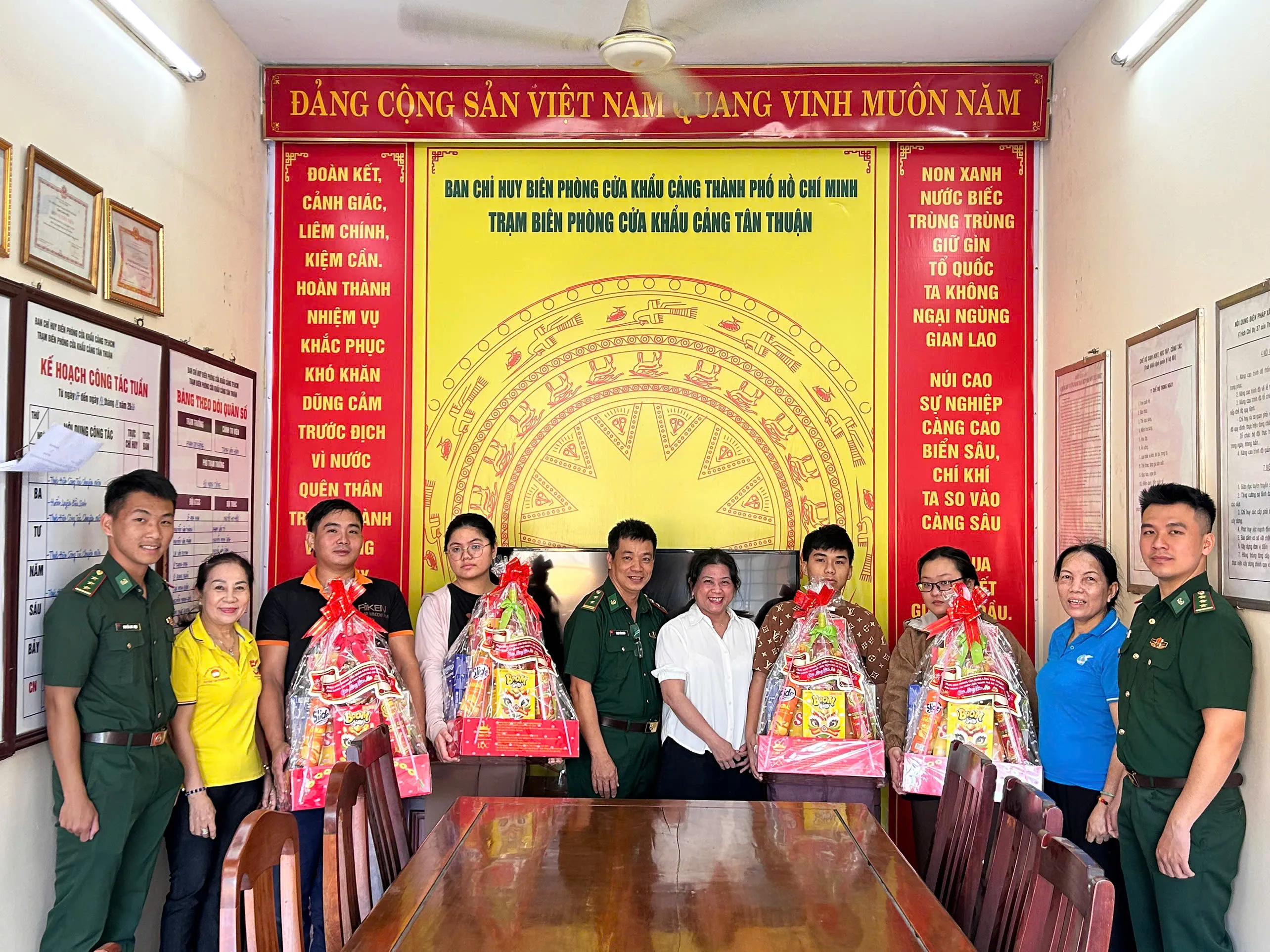 z7522932581210_4bf28332052f1ef3a41a864271580aec