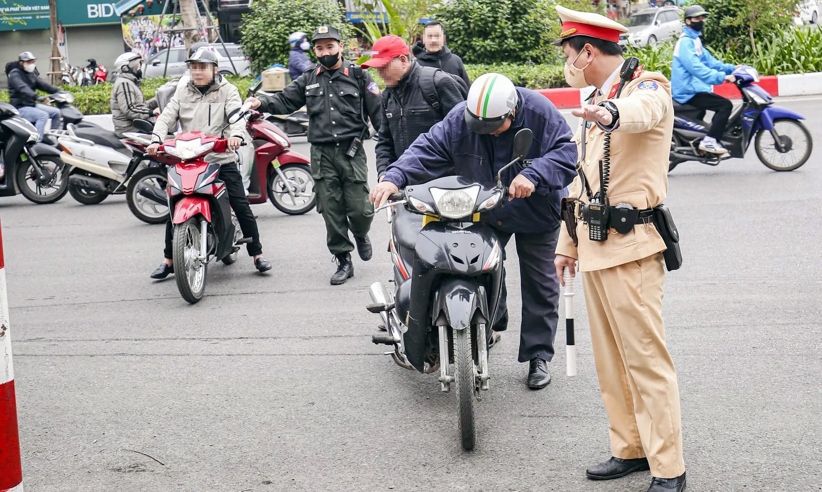 Mùng 4 Tết Bính Ngọ 2026: Hơn 3.400 tài xế vi phạm nồng độ cồn