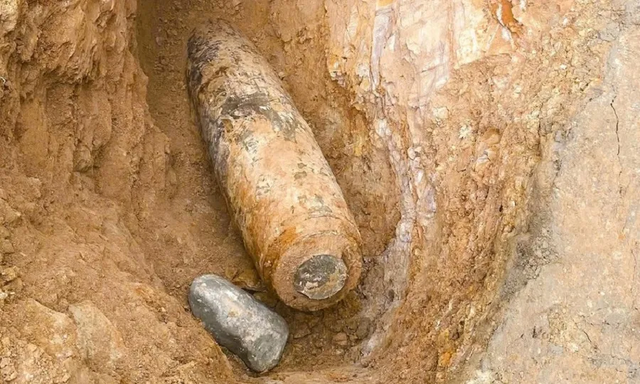 Quảng Trị: Xử lý an toàn quả bom MK82 nặng hơn 226kg sát móng nhà dân