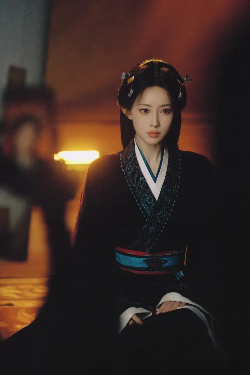 voh-tuong-mon-doc-hau-chot-vuong-hac-de-manh-tu-nghia-h-6