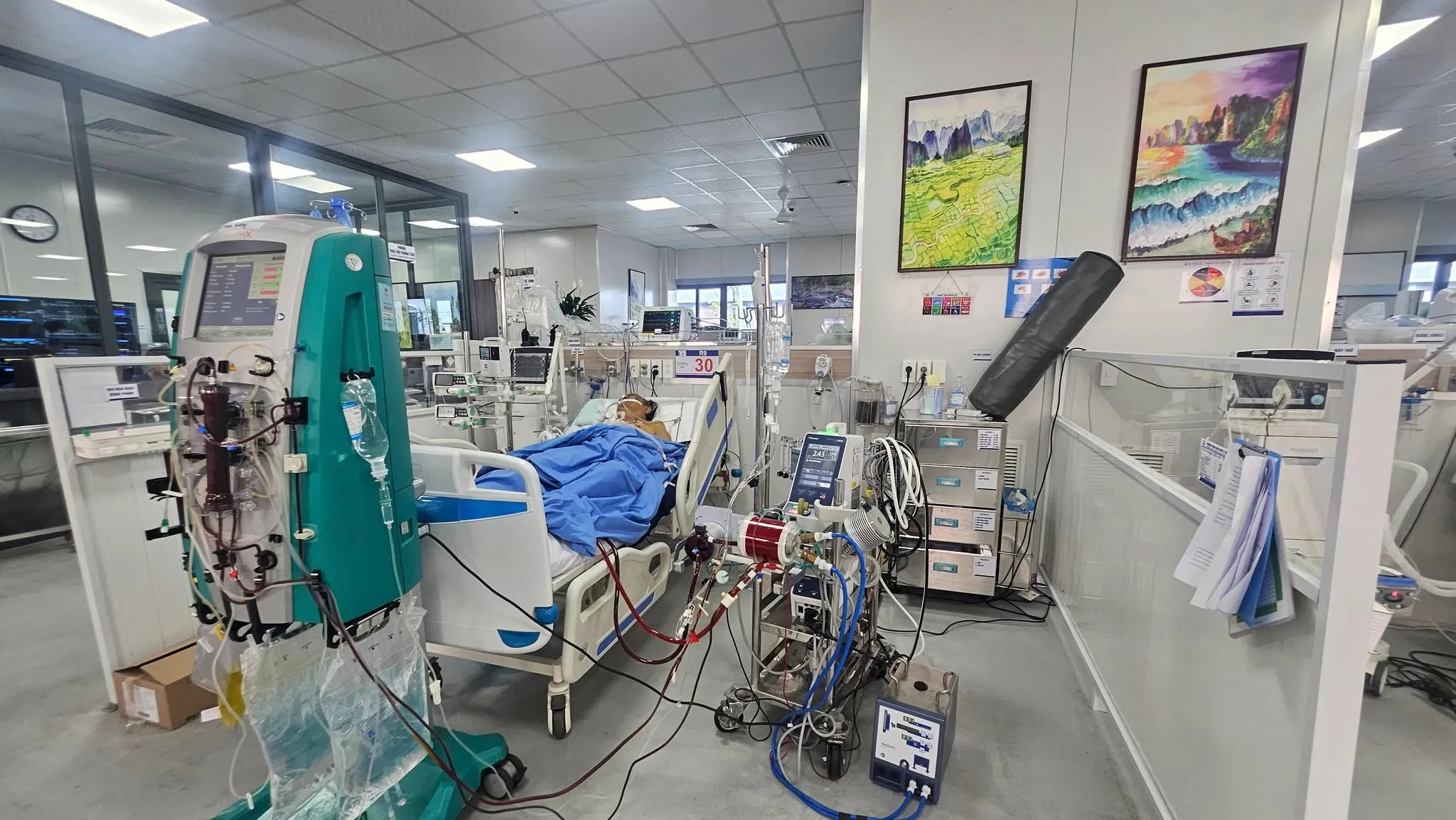 Một người bệnh đang được điều trị tại đây